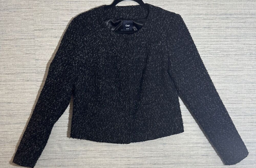 GAP Black Cropped Boucle Jacket Womens M | Quiet Luxury Fall